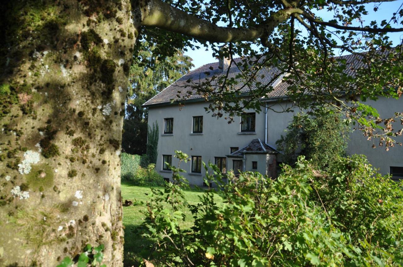 Santa Fe - Lutrebois Bed & Breakfast Bastogne Bagian luar foto