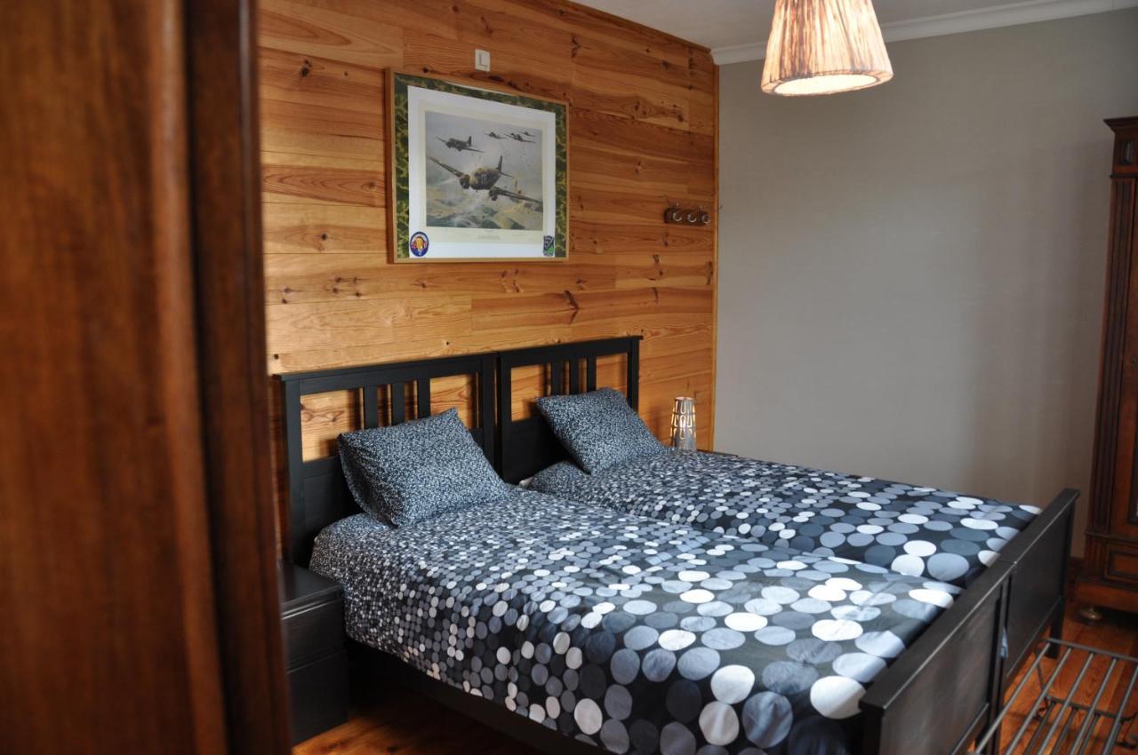Santa Fe - Lutrebois Bed & Breakfast Bastogne Bagian luar foto